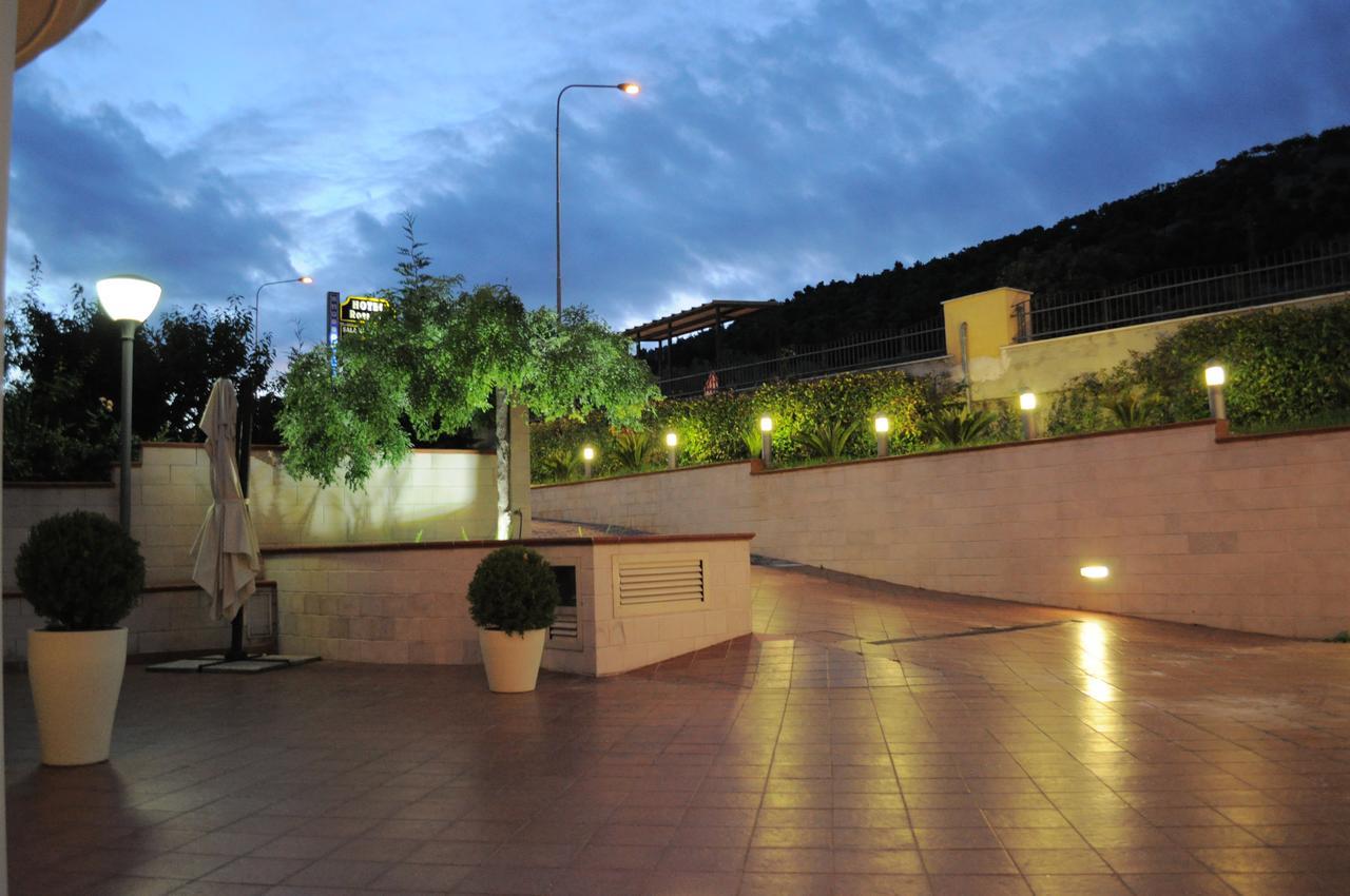 Hotel Ristorante Rossemi San Giovanni Rotondo Exterior photo
