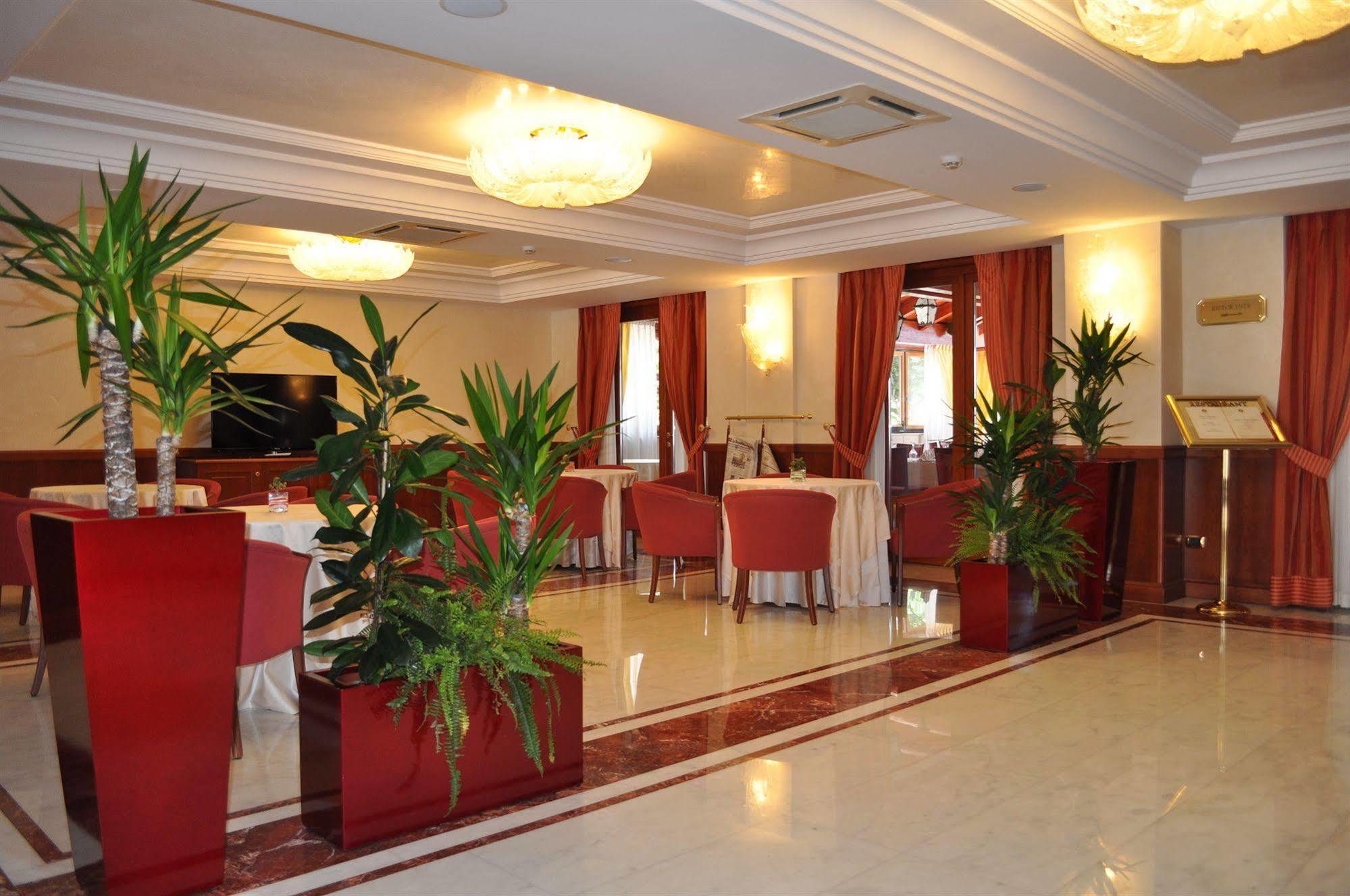 Hotel Ristorante Rossemi San Giovanni Rotondo Exterior photo