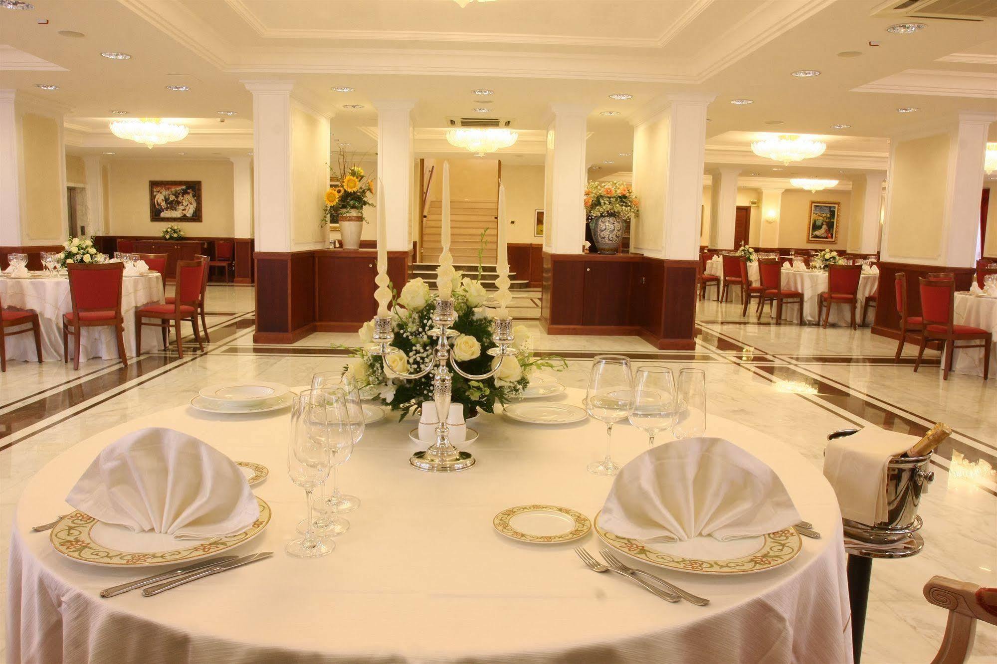 Hotel Ristorante Rossemi San Giovanni Rotondo Exterior photo