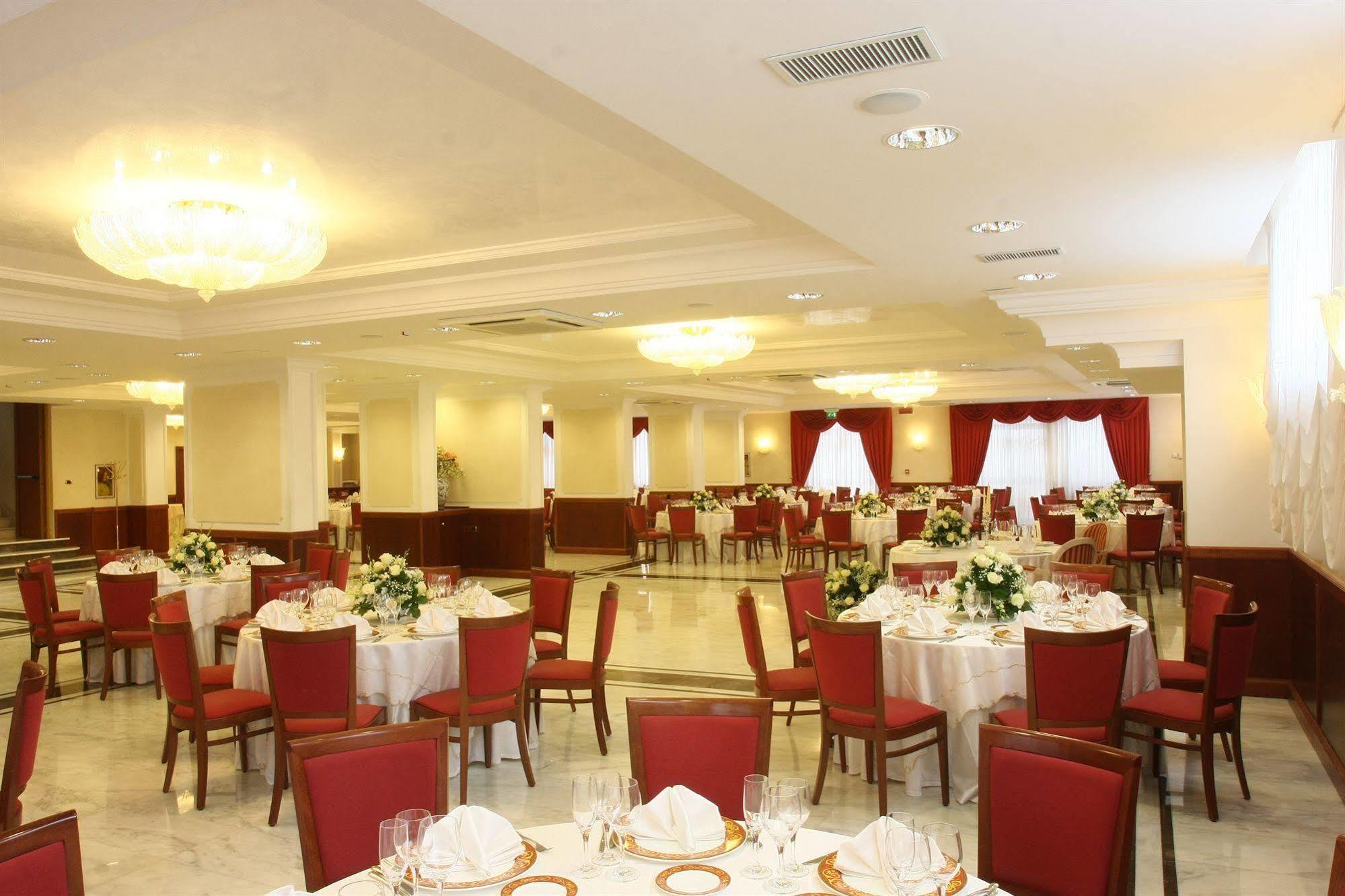 Hotel Ristorante Rossemi San Giovanni Rotondo Exterior photo