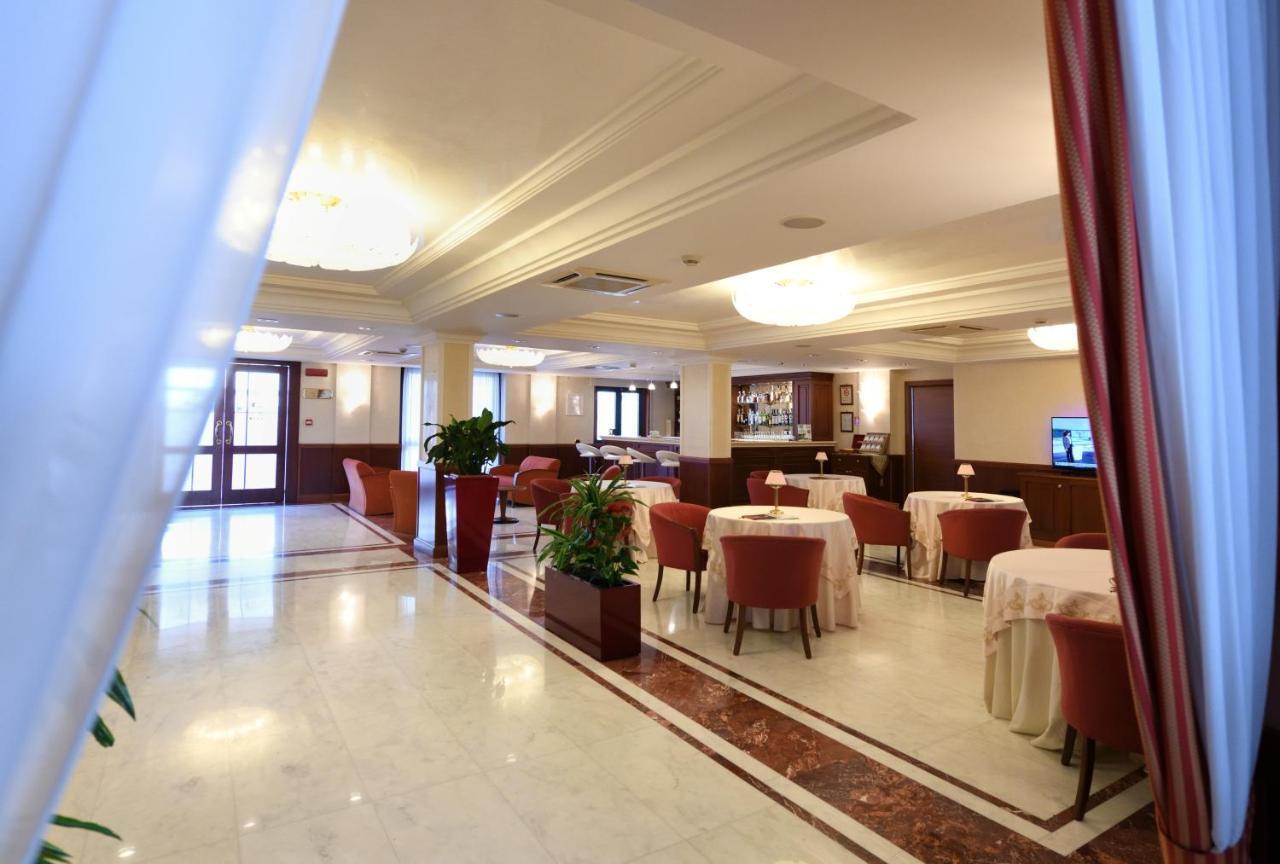 Hotel Ristorante Rossemi San Giovanni Rotondo Exterior photo
